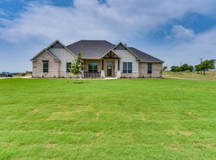 410 Tristin Ln, Waxahachie, TX 75167