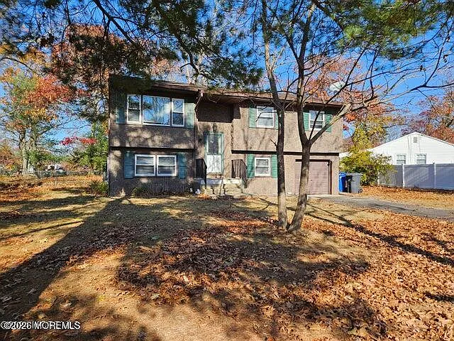 Building Photo - 23 Almond Dr