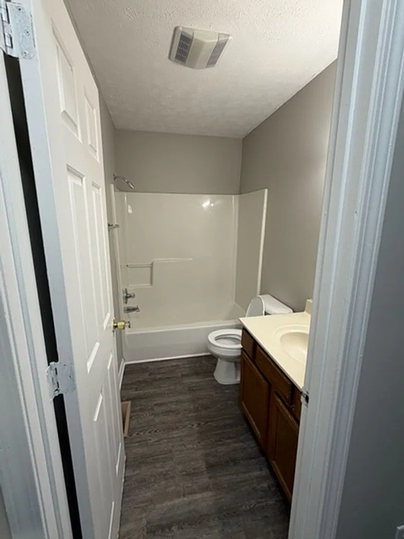 304 McDougal Avenue — Photo 1