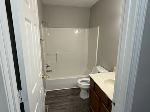 304 McDougal Avenue, 304 McDougal Ave APT 3, Richmond, KY 40475