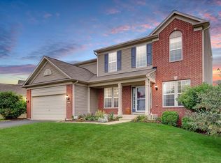271 Foster Dr, Oswego, IL