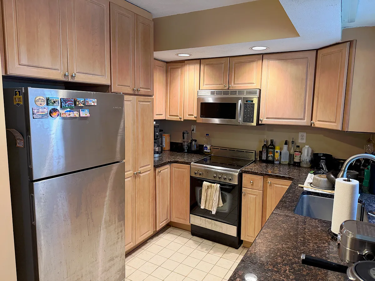 Photo 2 of 10 - 111 Jersey St #20A - Boston, MA Building Photo - 111 Jersey St #20A