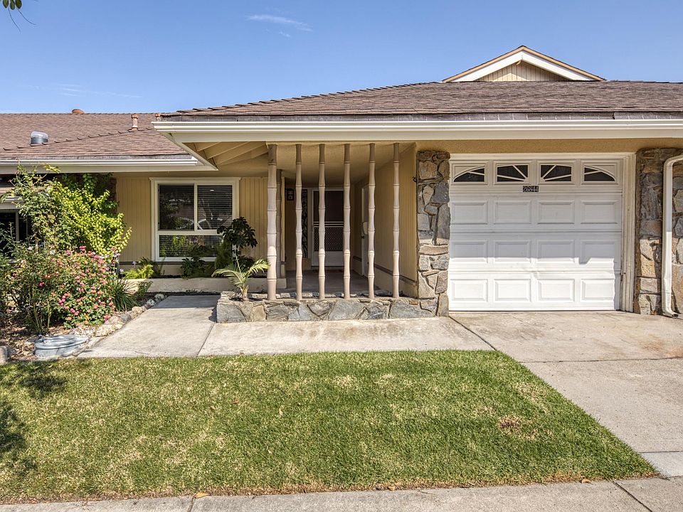 1st image of 26844 Avenue Of The Oaks