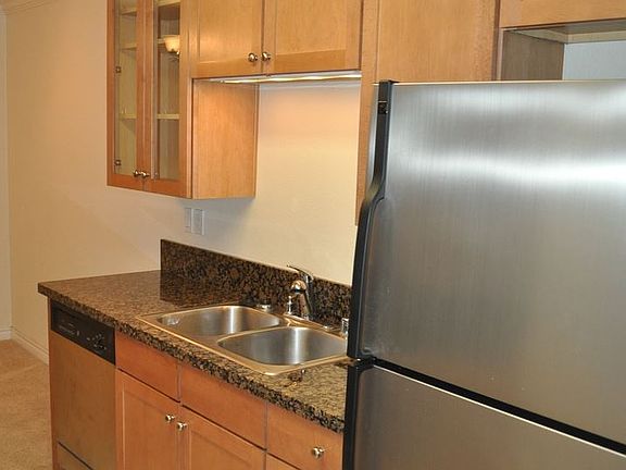 2nd image of 13283 Rancho Penasquitos Blvd Unit J106