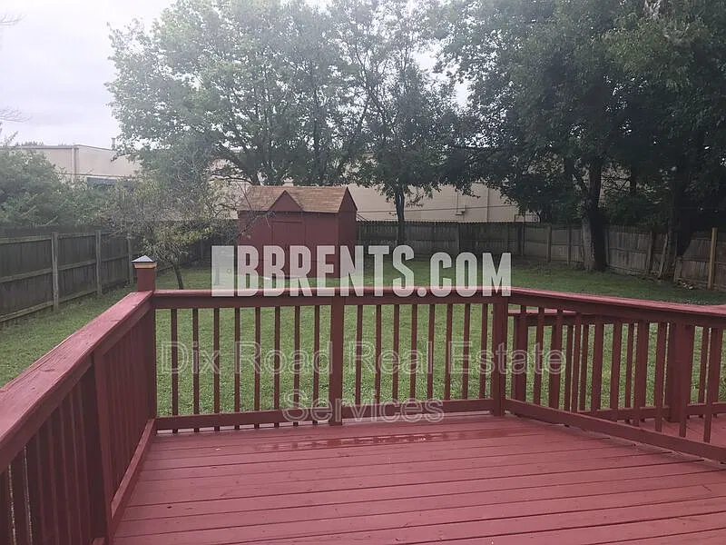 3 bed, 2.0 bath, 1144 sqft, $1,395 — Photo 4