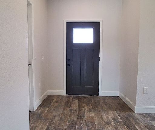 4th image of 118 W Johnson Ave