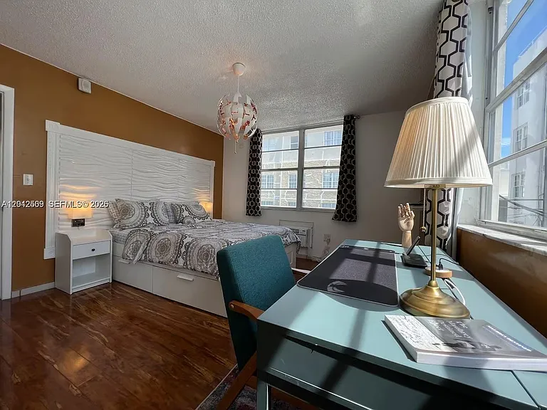 713 Collins Ave #39 — Photo 11