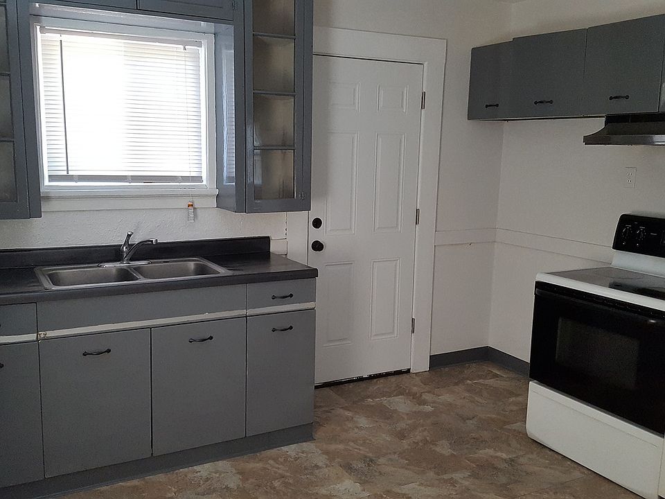 1st image of 818 Abston Ave