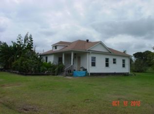2421 Holly Rd, Gilmer, TX 75644