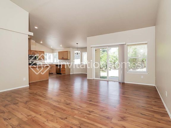 5th image of 10208 188th Street Ct E