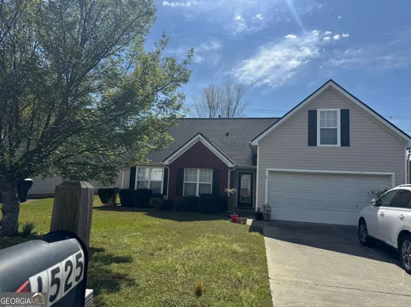 1525 Racquet Club Dr, Lawrenceville, GA 30043