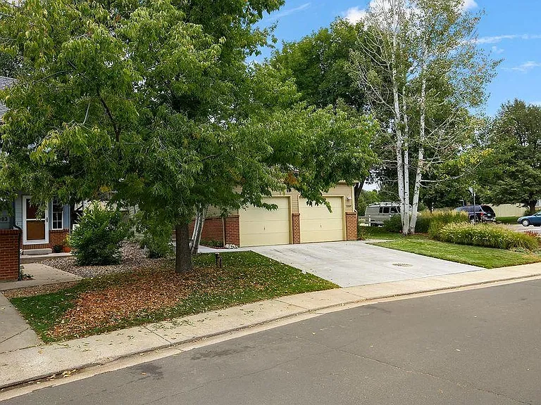 1087 Artemis Cir — Photo 28