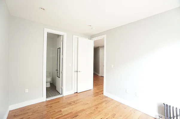 Rented by BRICK & GALO REALTY CORP | media 13