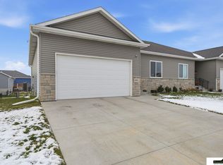 4925 Alvo Rd, Lincoln, NE 68514