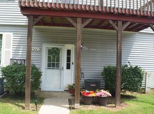 3944 Hunters Ridge Dr APT 2, Lansing, MI 48911