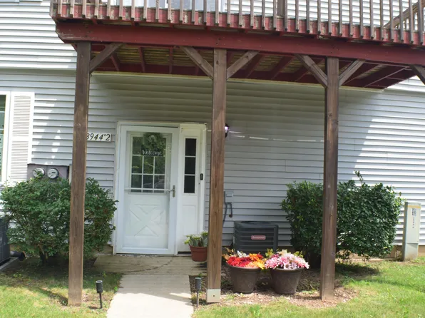 3944 Hunters Ridge Dr APT 2, Lansing, MI 48911