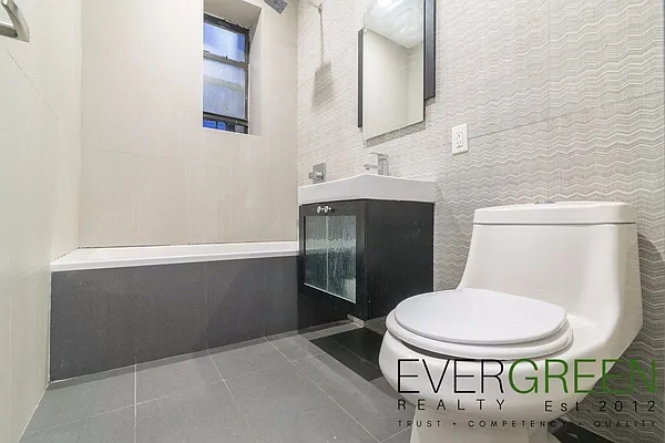 Rented by ERNY LLC | media 33