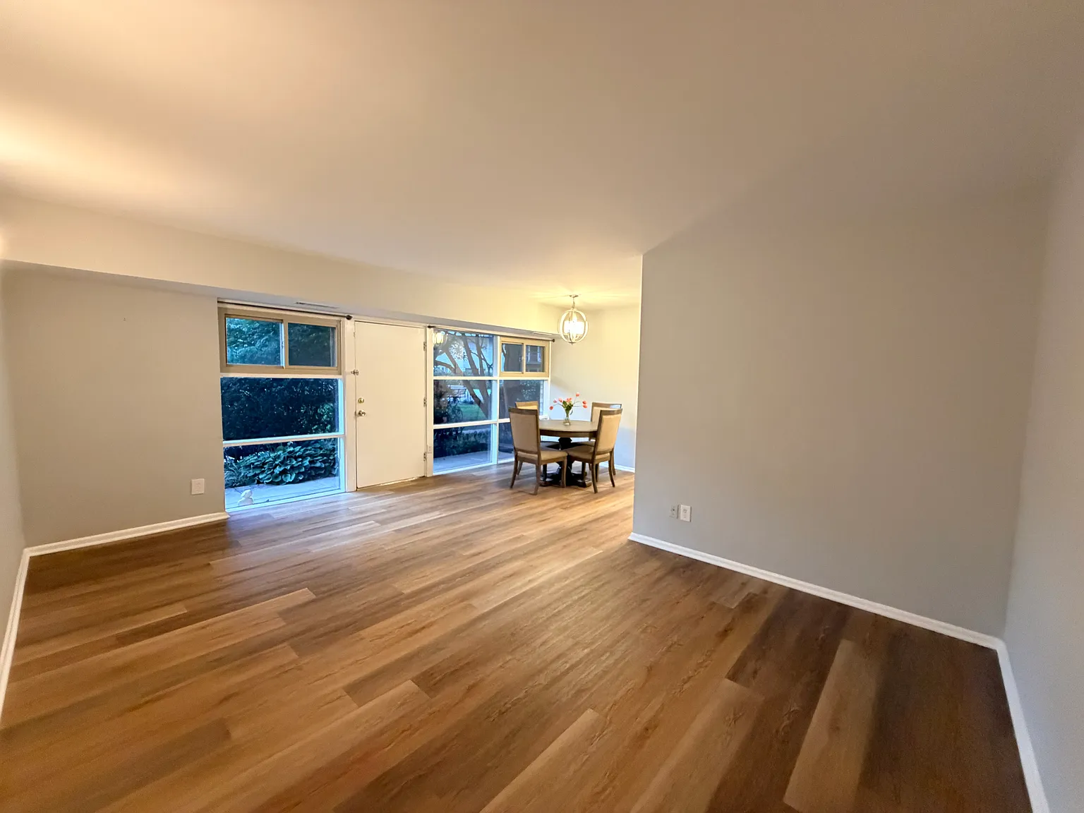 1 bed, 624 sqft, $1,950 — Photo 2