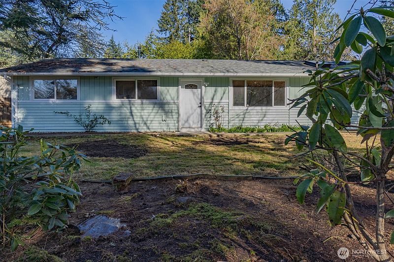 3rd image of 5323 77th Court SW