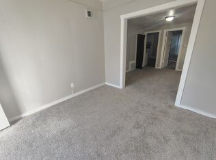 1320 Home Pl APT 1, Rockford, IL 61104