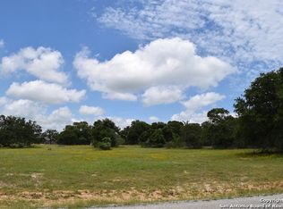 569 Arbor Vw, Adkins, TX 78101