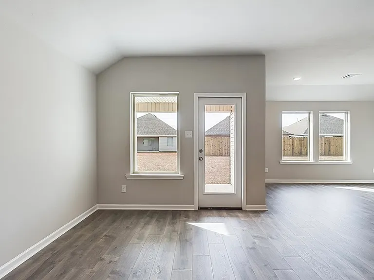 3403 Magnolia Lakes Blvd — Photo 6