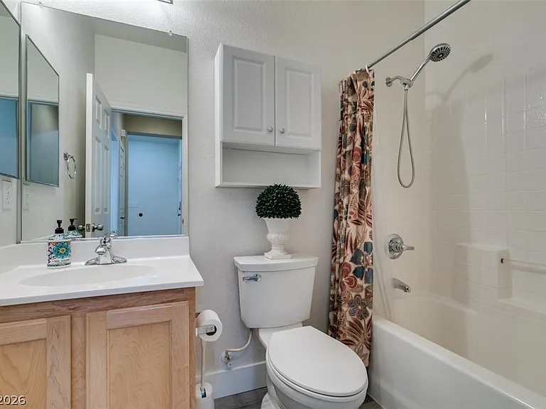 172 Mount Earl Ave — Photo 17