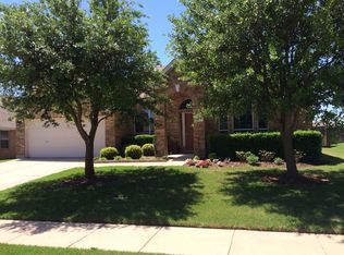 5029 Charisma Dr, Midlothian, TX 76065