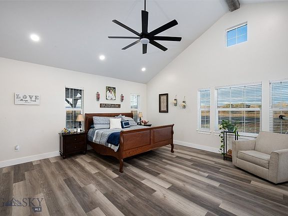 2nd image of 26 Mountain Vista Dr