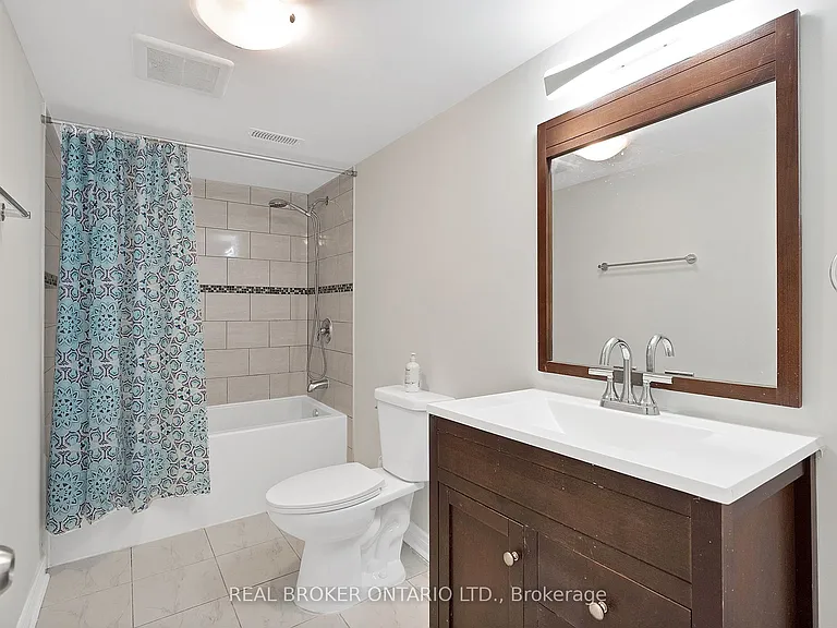 744 Olive Ave #BASEMENT — Photo 12