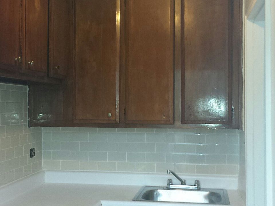 1st image of 255 E 25th St APT 2F