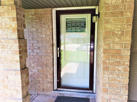 3rd image of 3510 Pine Meadow Ln