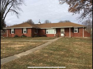 4609 1/2 Faraon St, Saint Joseph, MO 64506