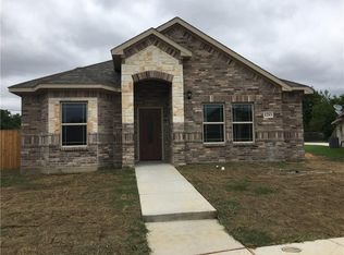 1215 Royal Ave, Duncanville, TX 75137