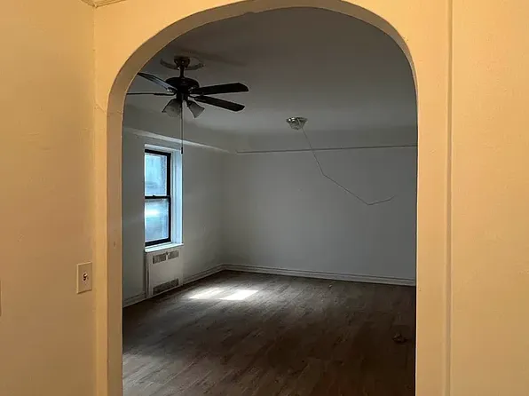 120 W 183rd St APT 12, Bronx, NY 10453