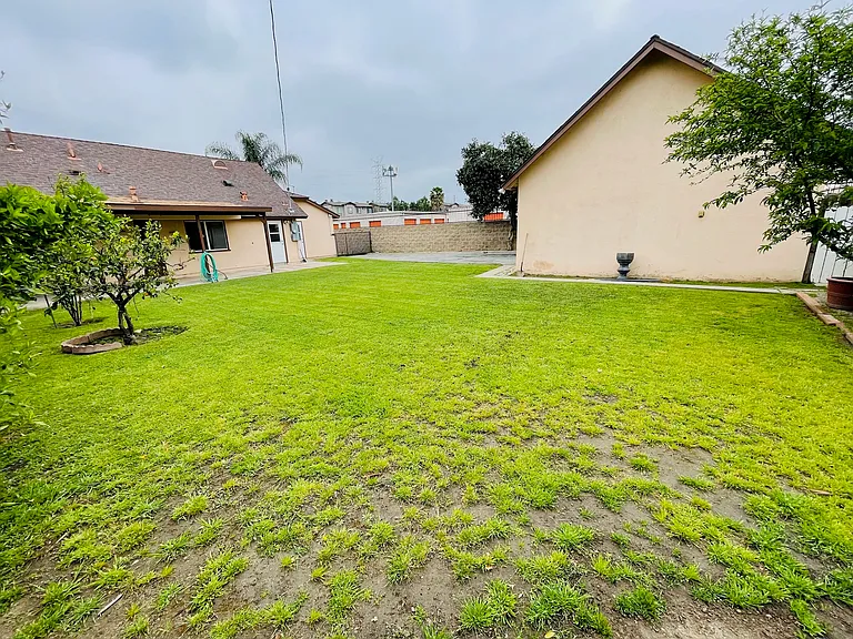 17246 E Laxford Rd — Photo 17
