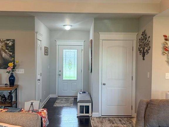 2nd image of 201 Claiborne Cir