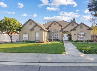 10528 Rio Sombra Dr, Oakdale, CA 95361