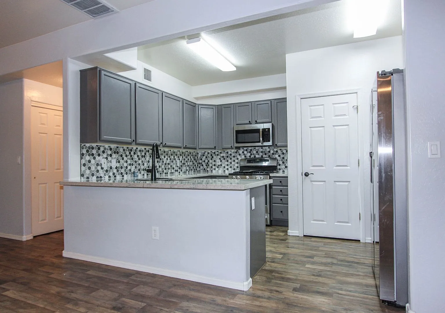 2 Bedroom Townhouse in Boulder Park — Photo 3