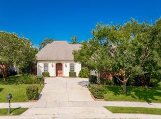 9222 Homestead Dr, Baton Rouge, LA 70817