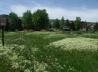 381 W Raspberry Rd, Garden City, UT 84028