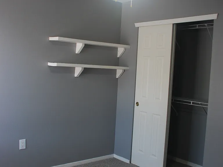 10 Juniper Ave — Photo 9
