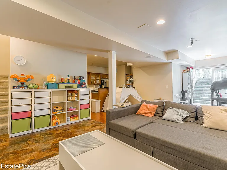 26168 Fieldstone Dr #100 — Photo 46
