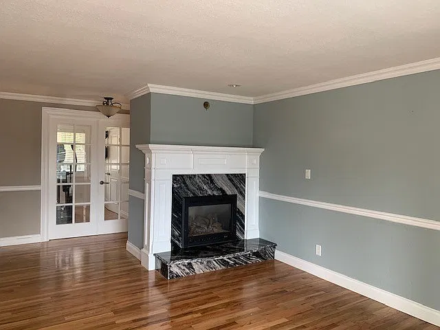 3 bed, 1450 sqft, $4,500 — Photo 2