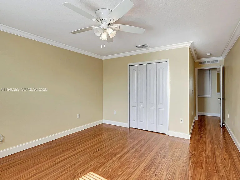 1018 SW Eckard Ave — Photo 51