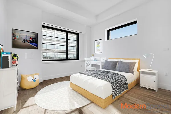Sold by Modern Spaces | media 4