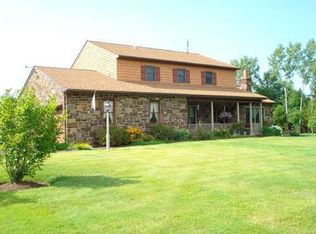 2154 Bedminster Rd, Perkasie, PA 18944