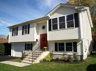 9 Laurel St, North Providence, RI 02911