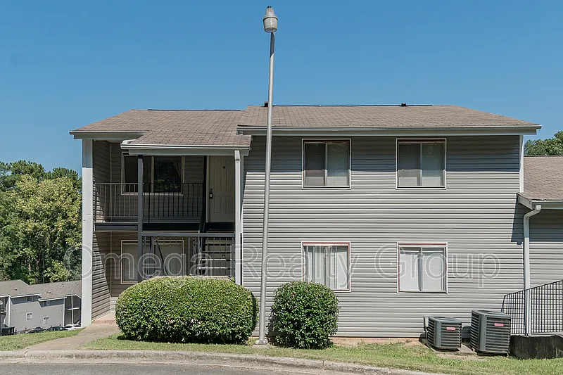 Heather Oaks Apartments — Photo 2