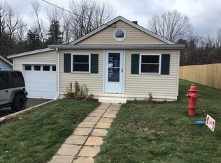 4 Wyman Rd, Blandford, MA 01008